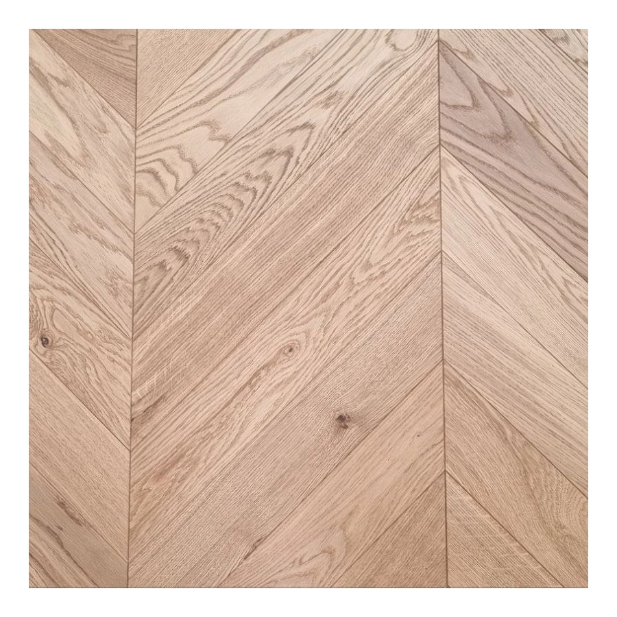 Dąb Eco (Chevron – jodełka francuska) Szczotkowanie, Fazowanie V4, Lakier matowy Wymiary: 510x90x10,5/2,5(+/-0,5) mm