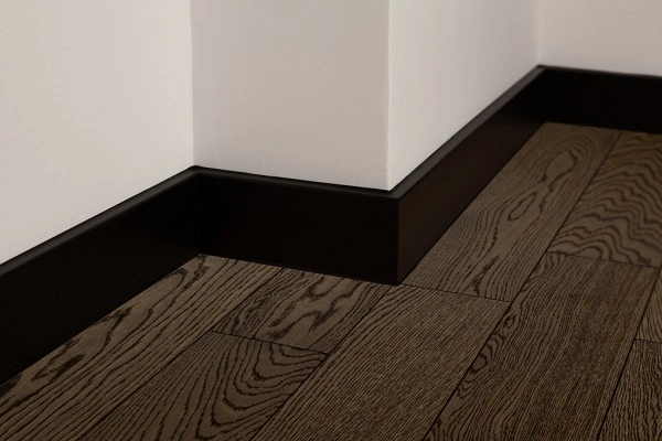 Listwa przypodlogowa 3